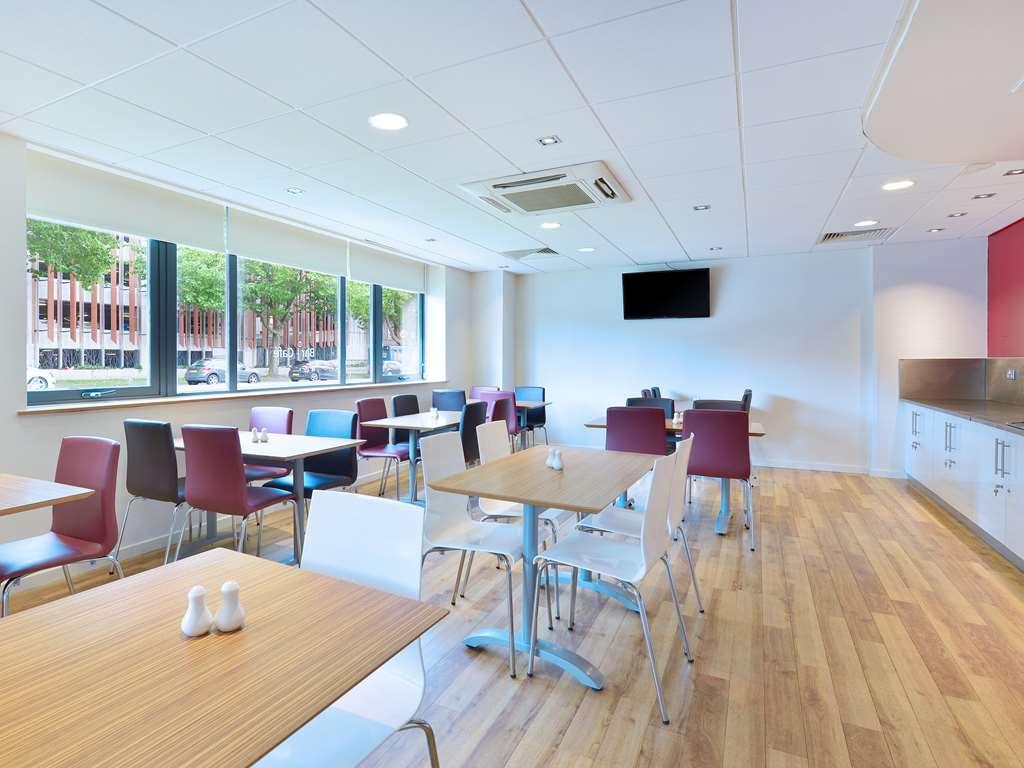 Travelodge Swindon Central Restaurant billede