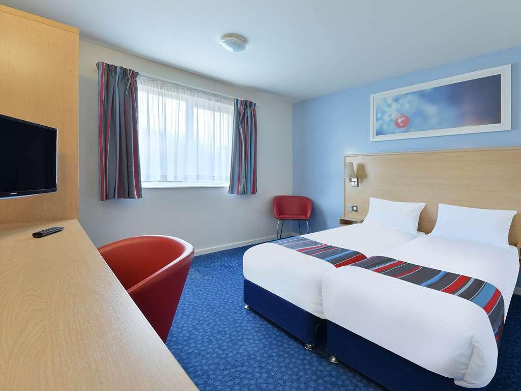 Travelodge Swindon Central Værelse billede